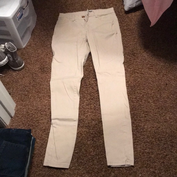 Charlotte Russe Low rise tan skinny jeans - Picture 1 of 2